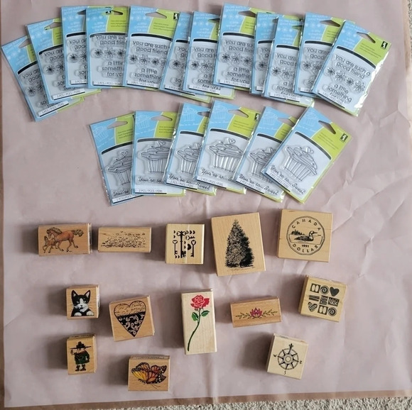 Large Lot of (31) Wood and Silicone Stamps - Picture 2 of 11